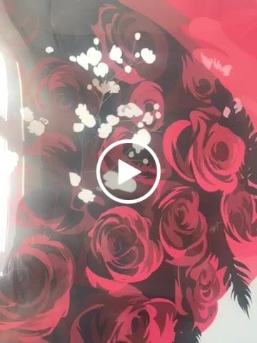 Customer video review of Red Roses
