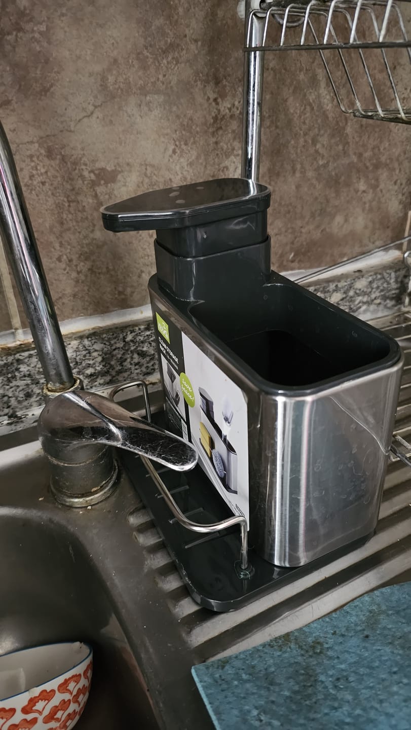 Customer photo review of Dispensador de Jabon 3 en 1 Soporte Para Esponja