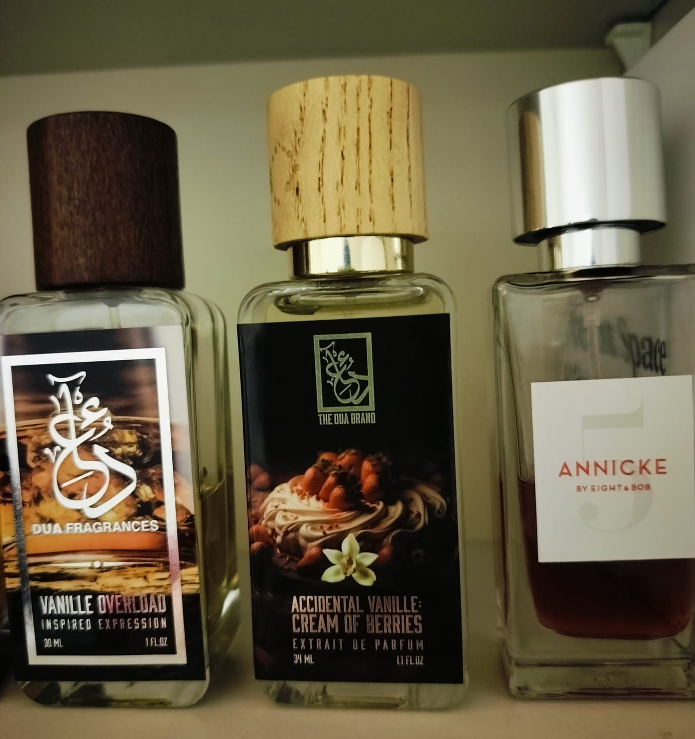 Customer photo review of Accidental Vanille: Cream Of Berries