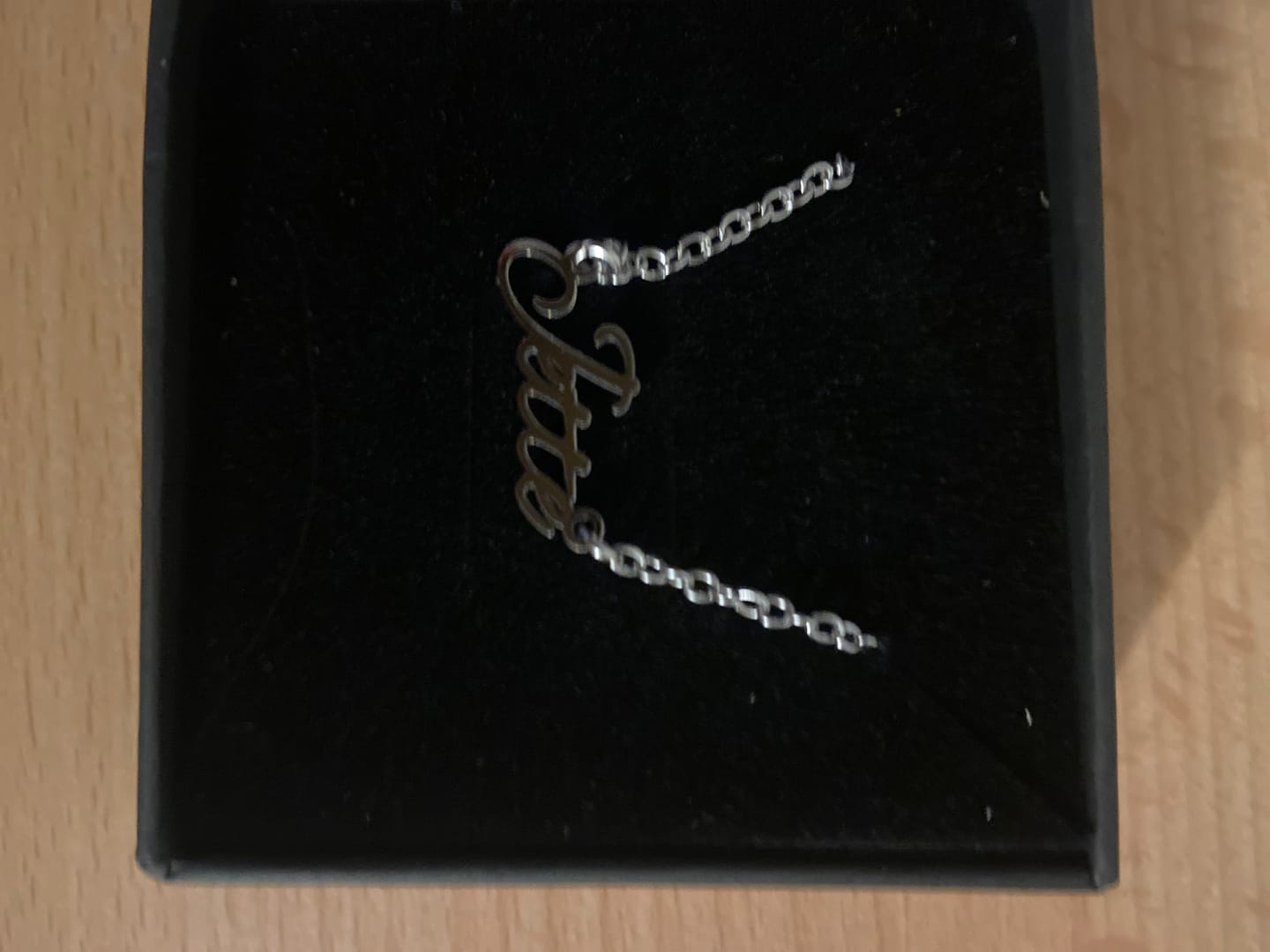 Customer photo review of Personalisierbare Namenskette