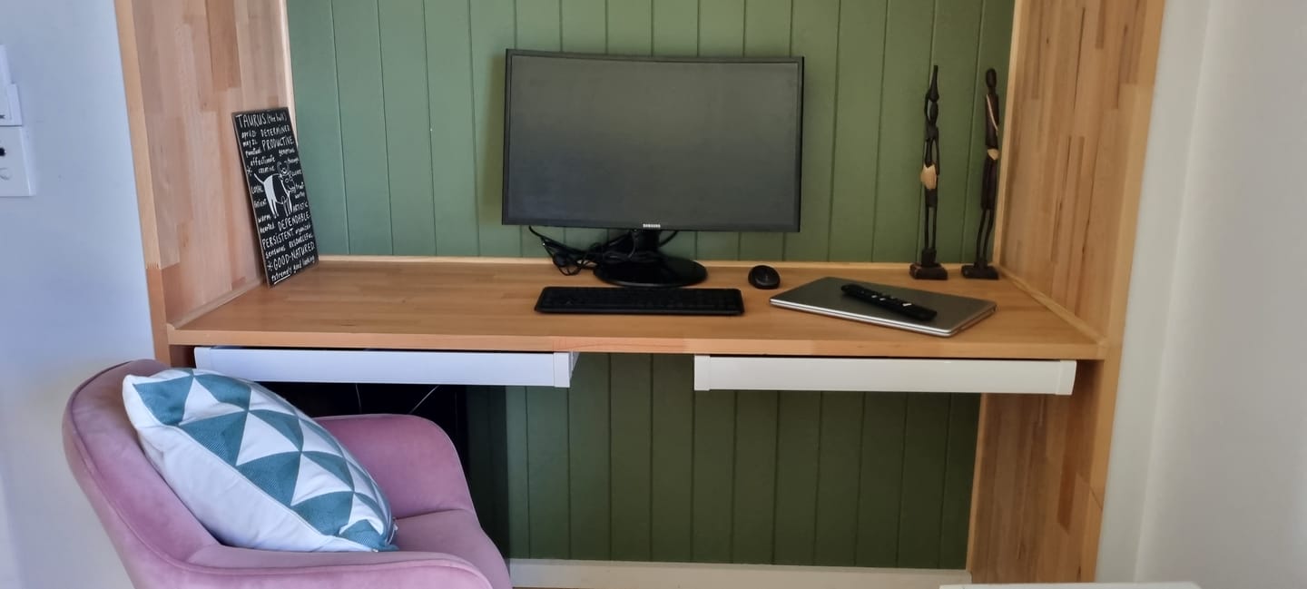 Customer photo review of GKU Under Desk Drawer