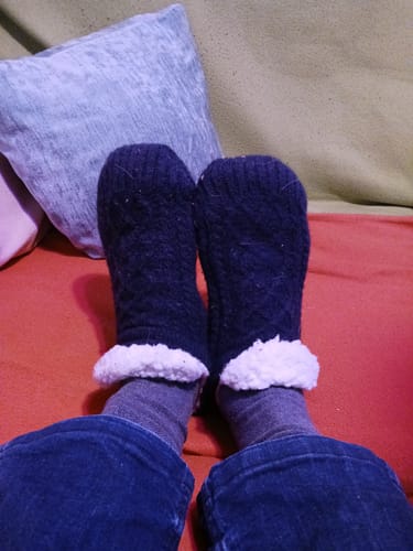 Customer photo review of Flauschige Pantoffelsocken mit V-Mund