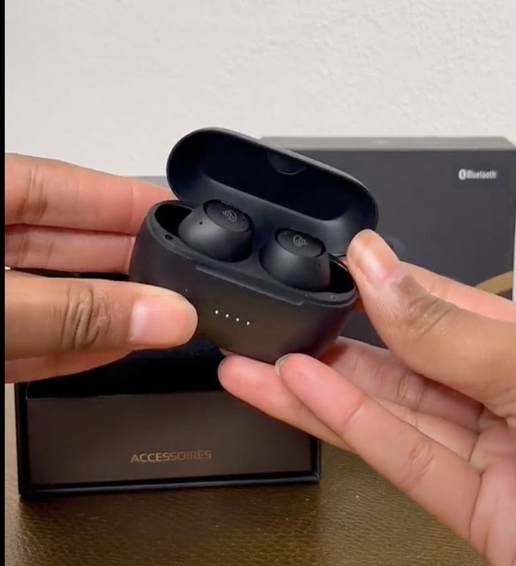 Customer photo review of Golden Sound Buds Pro