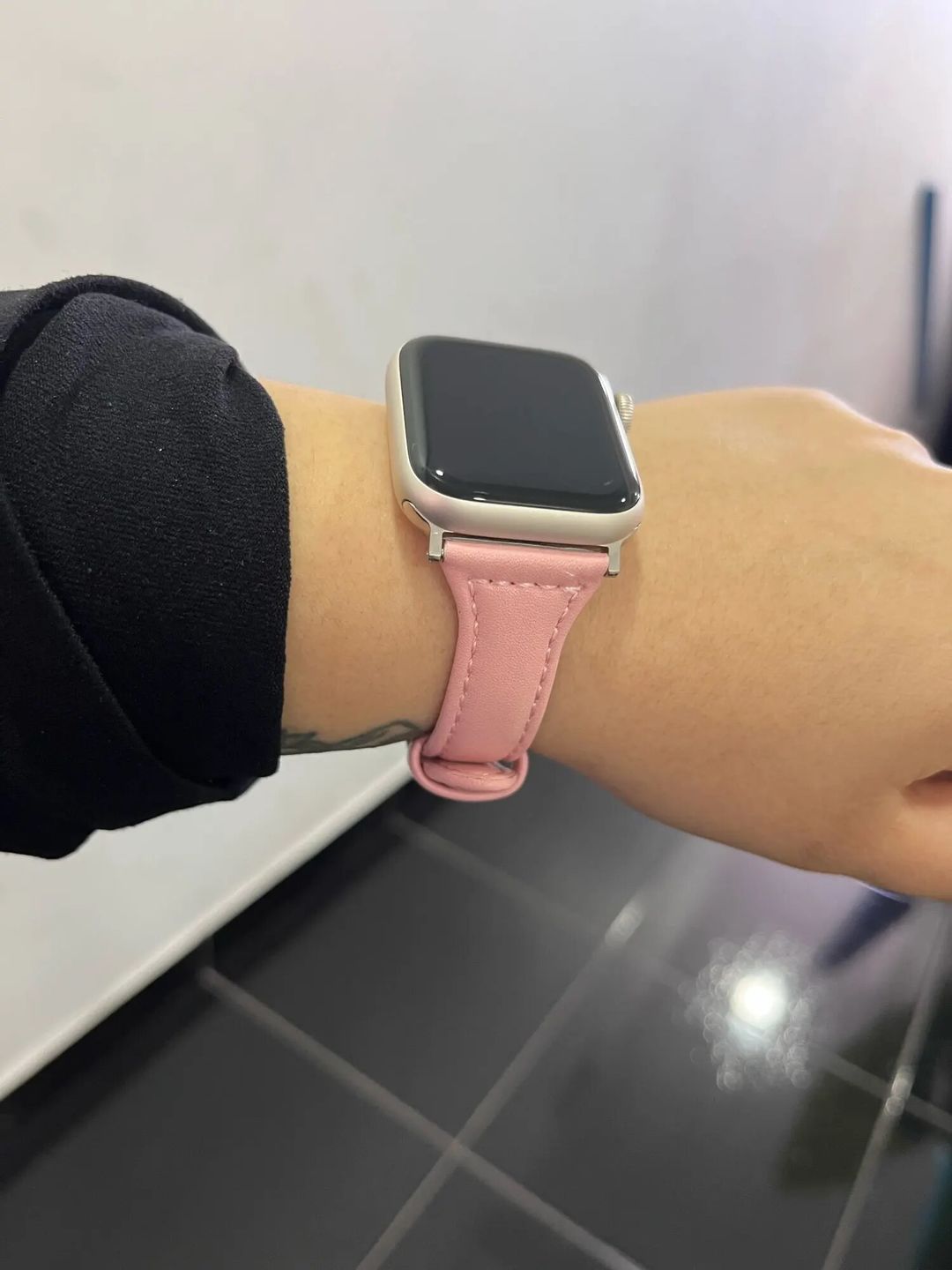 Customer photo review of Appel Watch Lederband "Dublin"