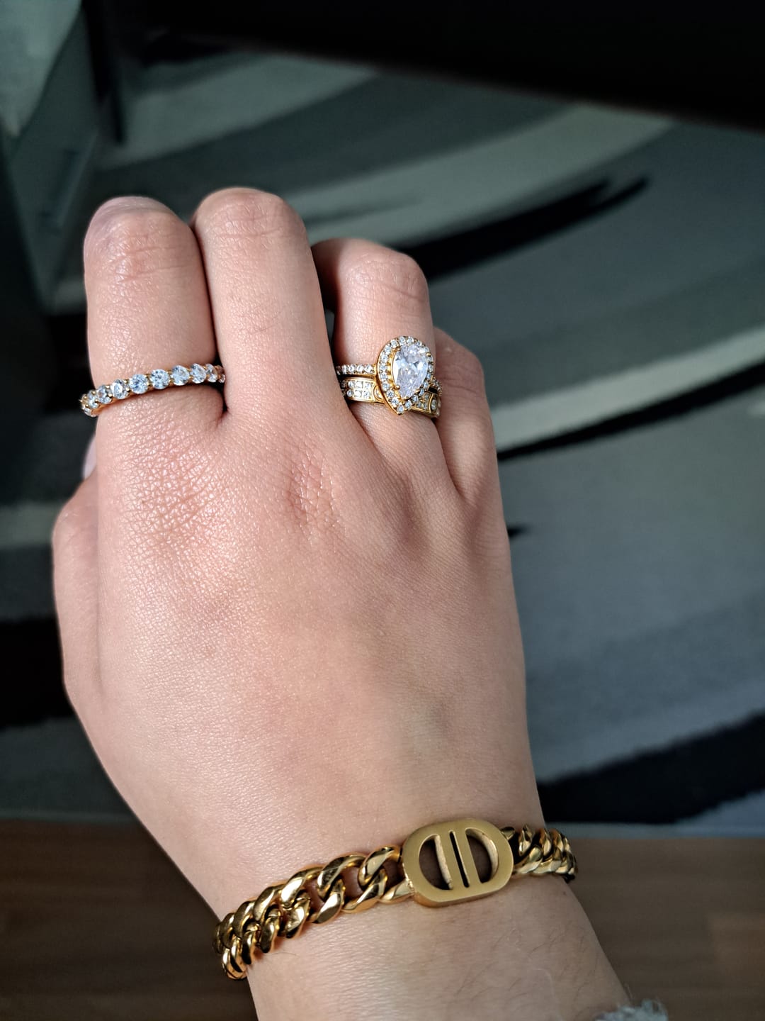 Customer photo review of Prestige Armband | 18K vergoldet