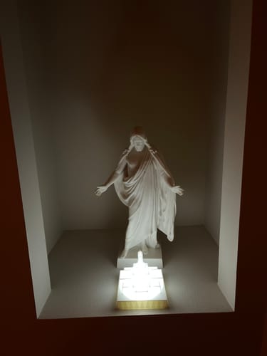 Customer photo review of Helena Montana Temple Night Light