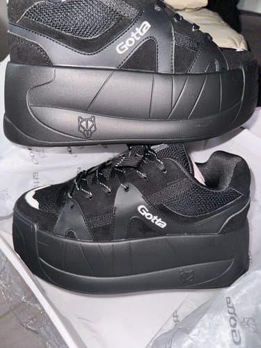 Customer photo review of ZAPATILLA NEGRA  43052