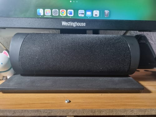 Customer photo review of Bocina Inalámbrica portátil | STF Lumo Tower | 2" x 2 pulgadas, luz LED, bajos potenciados