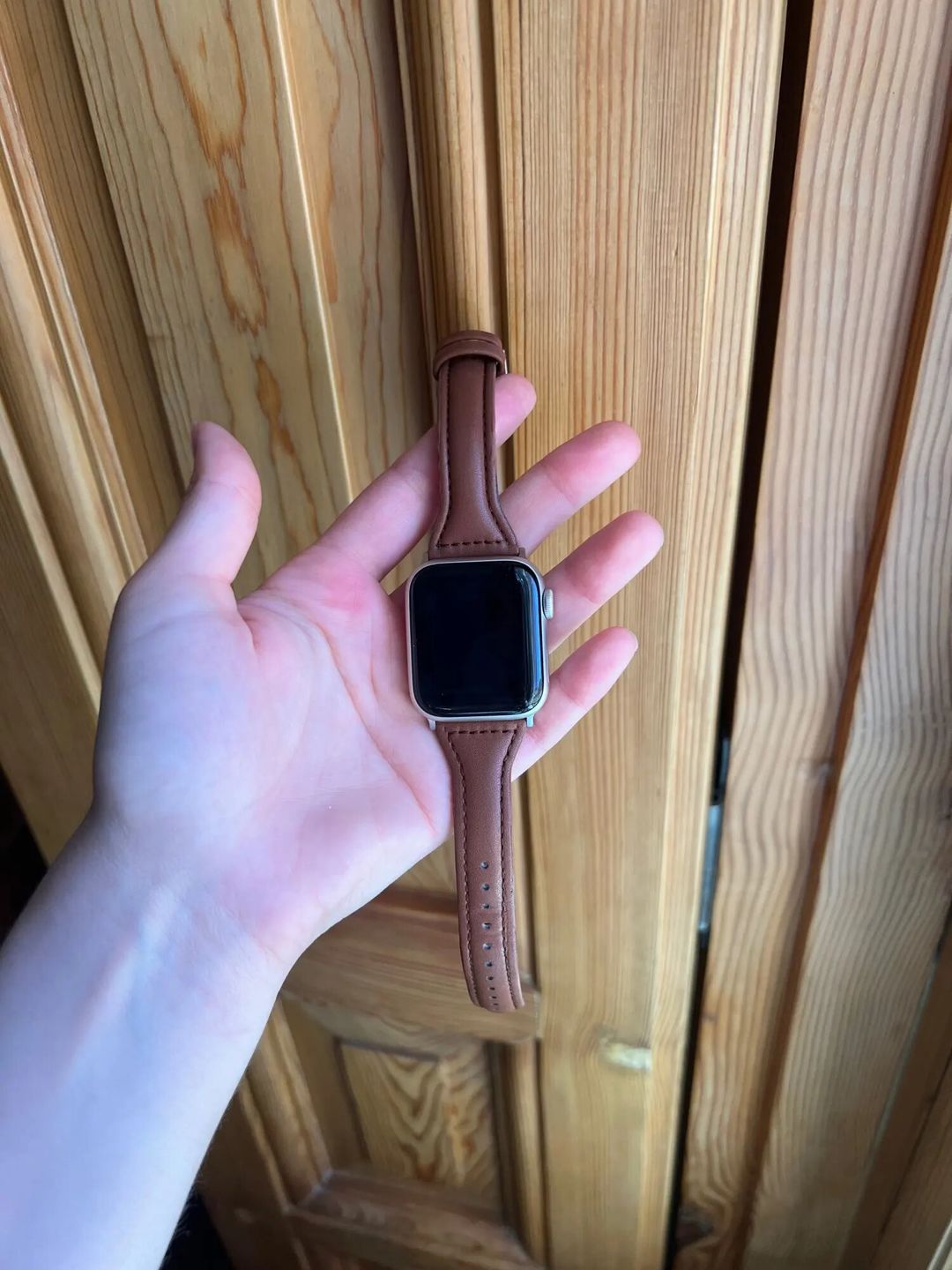 Customer photo review of Appel Watch Lederband "Dublin"