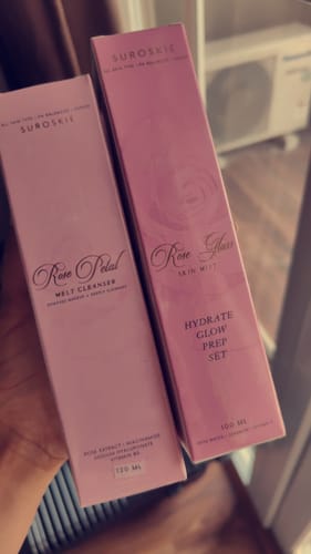 Customer photo review of Pack of 4 | 2 Mist + 2 Cleanser Combo