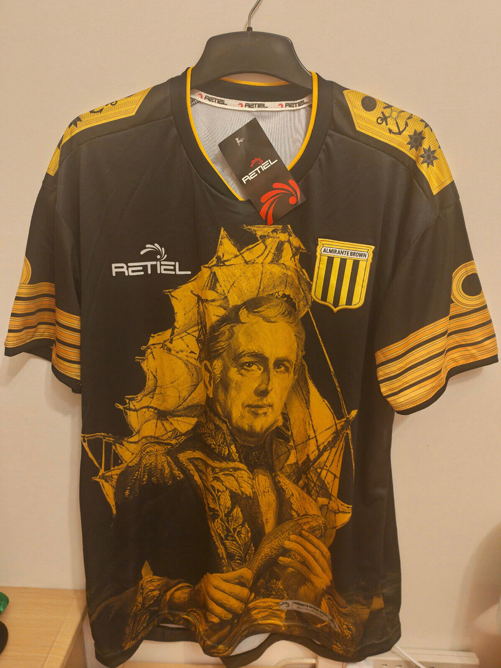 Customer photo review of Men’s Mystery Football Shirt Box