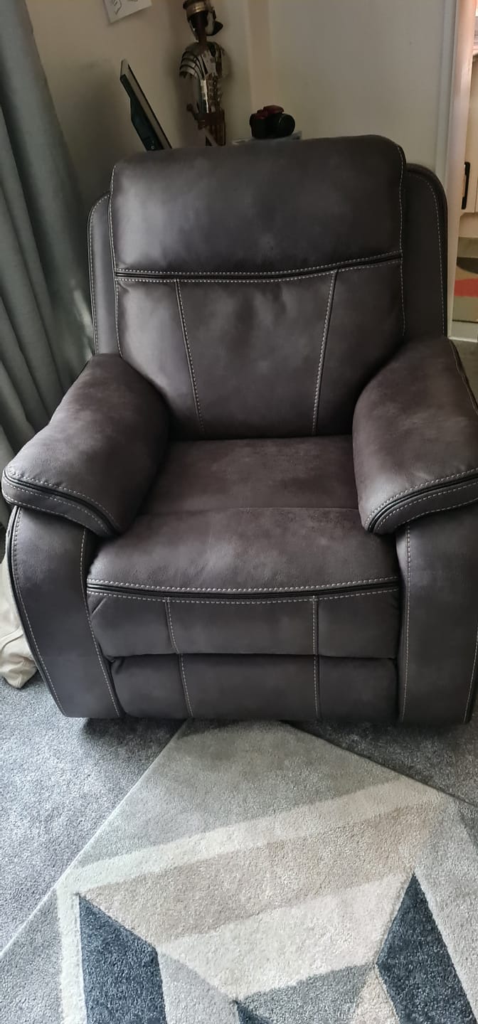 Customer photo review of Vinson Resilience Power Recliner Armchair