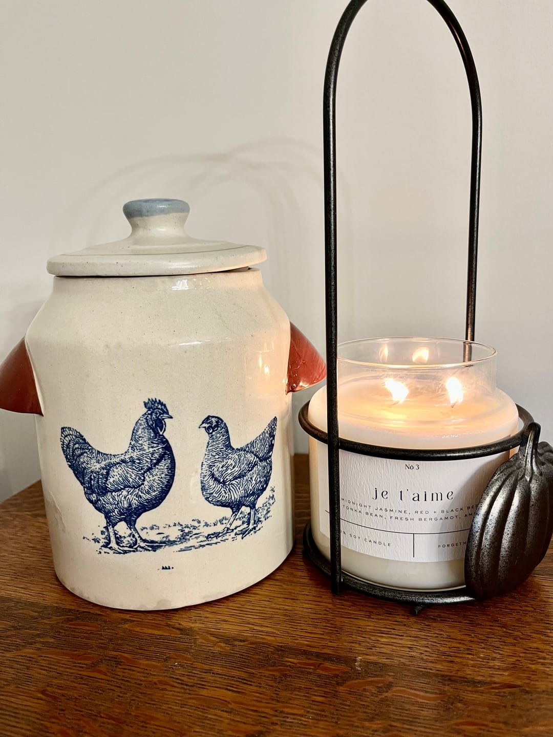 Customer photo review of Je T'aime 22 oz Glass Candle