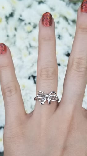 Customer photo review of Bow Tie Ribbon Ring in Sterling Silver