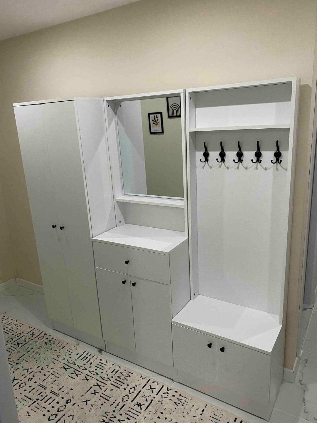 Customer photo review of Rani P6 Modern Çekmeceli Aynalı Raflı Portmanto Ayakkabılık Vestiyer Beyaz M2