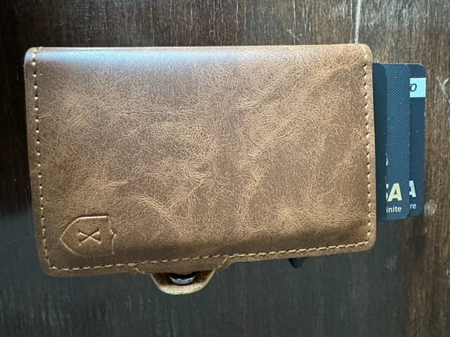 Customer photo review of Gold Brown Airtag