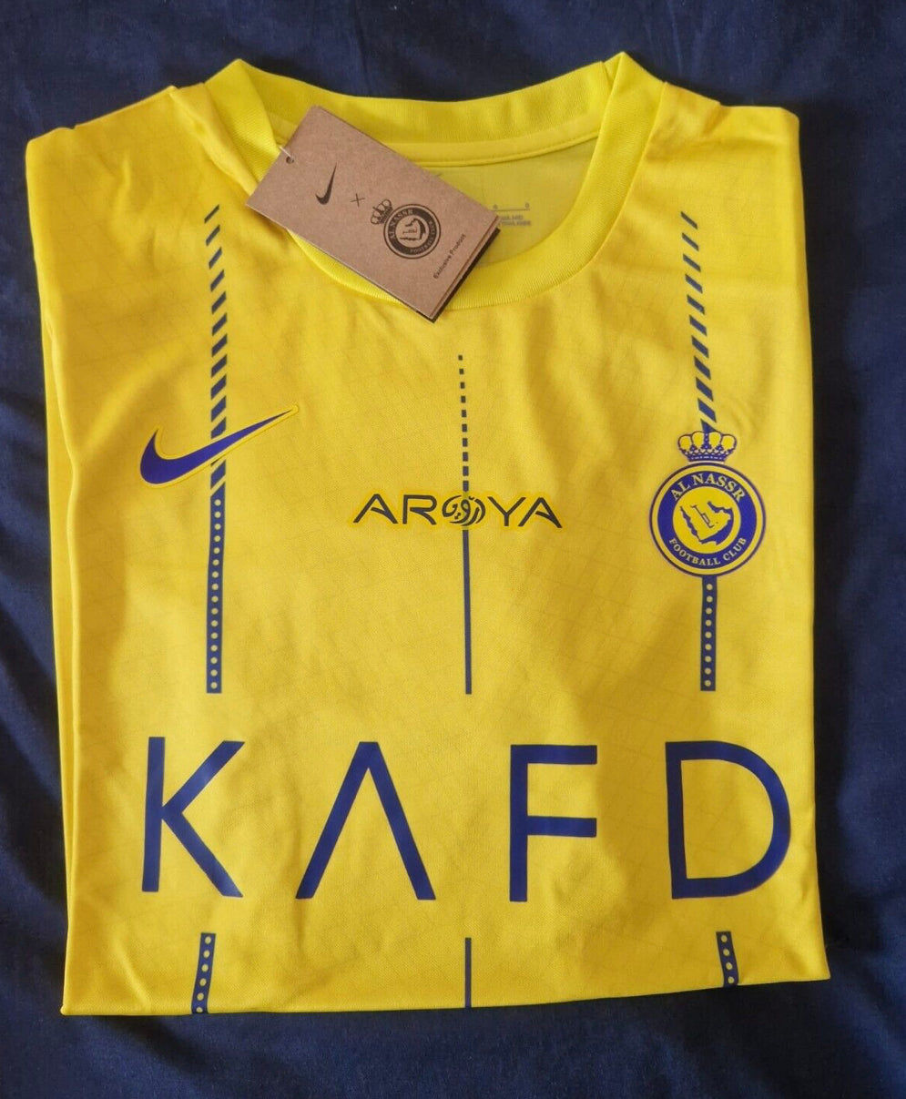 Customer photo review of Men’s Mystery Football Shirt Box