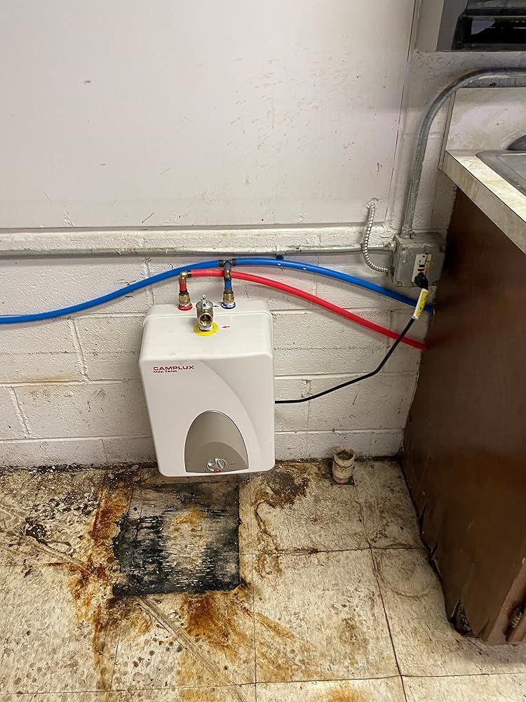 Customer photo review of Camplux Electric Mini Tank Point of Use Water Heater 120V - 2.5 Gallon