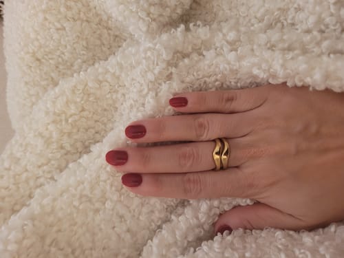 Customer photo review of Curves Ring Set - Gold