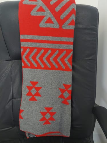 undefined review of Шал "Канатица" image 1 out of 1