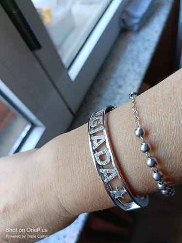 Customer photo review of Bracciale Nome Manetta