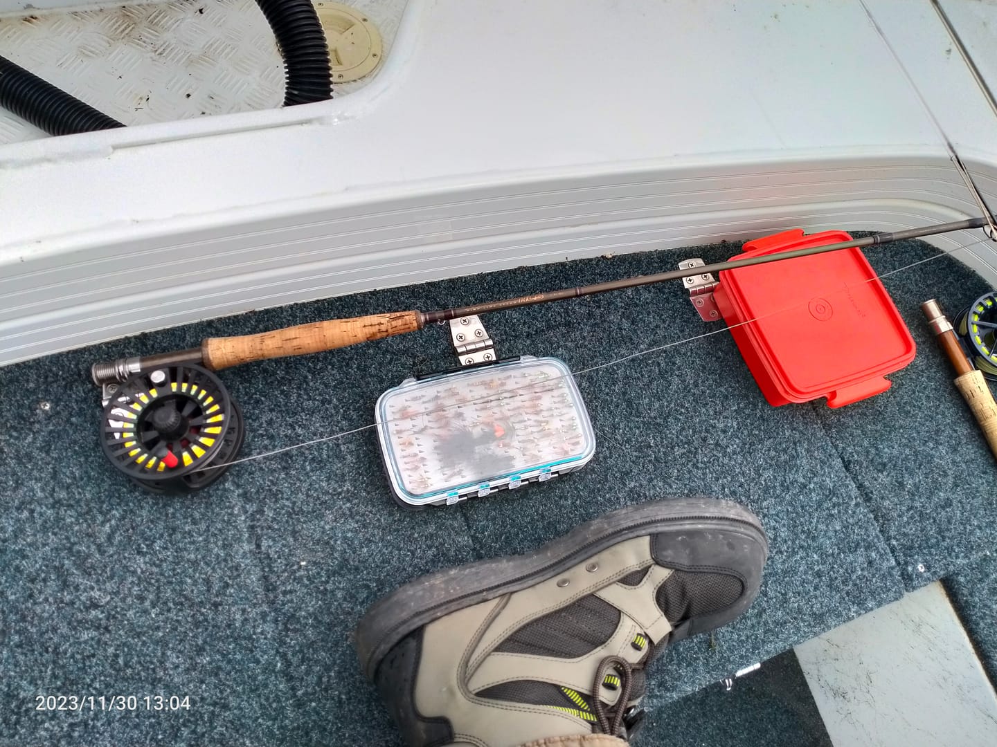 Customer photo review of Kylebooker Fly Fishing Felt & Rubber Sole Wading Boots Waders Shoes WB001