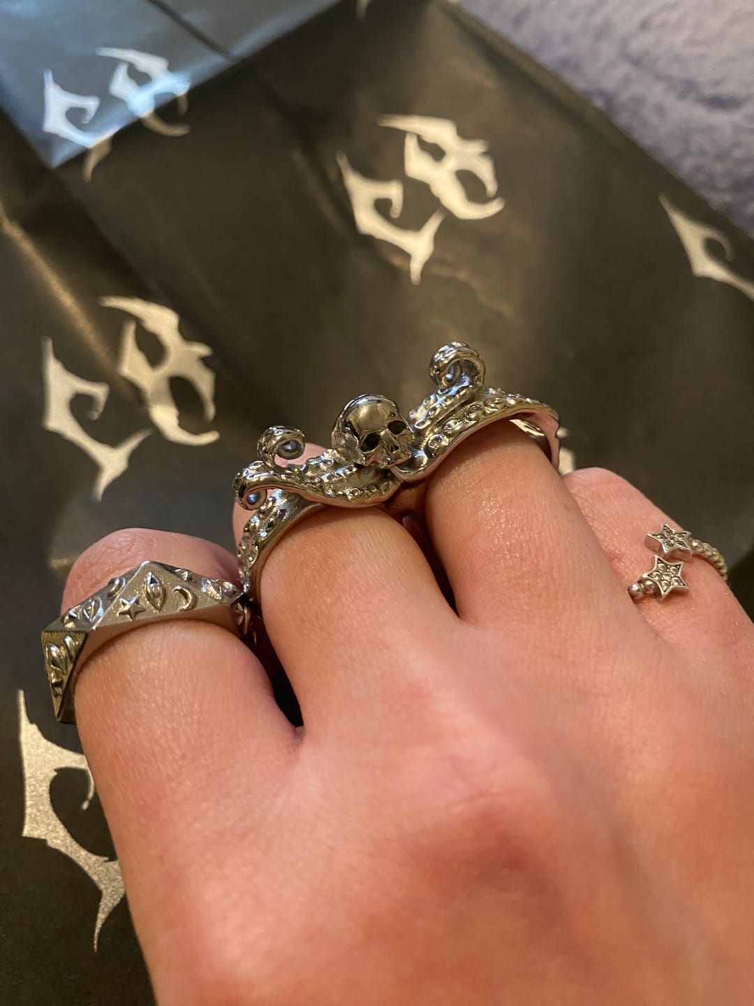 Customer photo review of DOUBLE FINGER OCTOSKULL RING