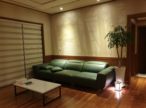 Customer photo review of ARIEL - Sofa văng da 3 chỗ tựa gật gù