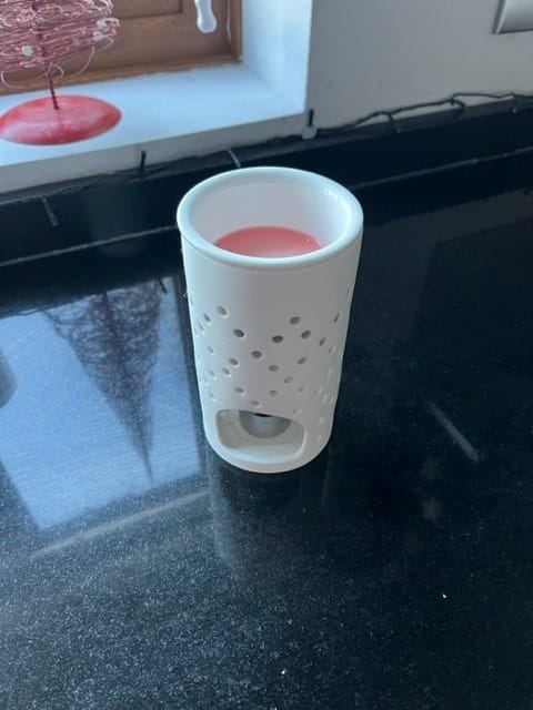 Customer photo review of Apple & Cinnamon Gel Melt