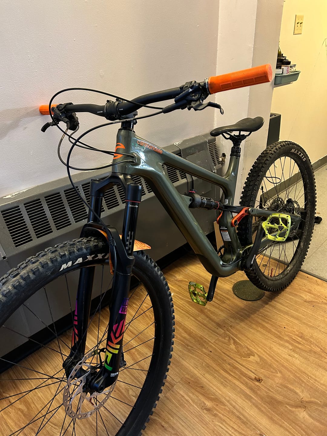 Customer photo review of Metallic RockShox Pike Fork Decal