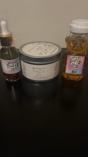 Customer photo review of Sweet Like Honey Yoni Wash