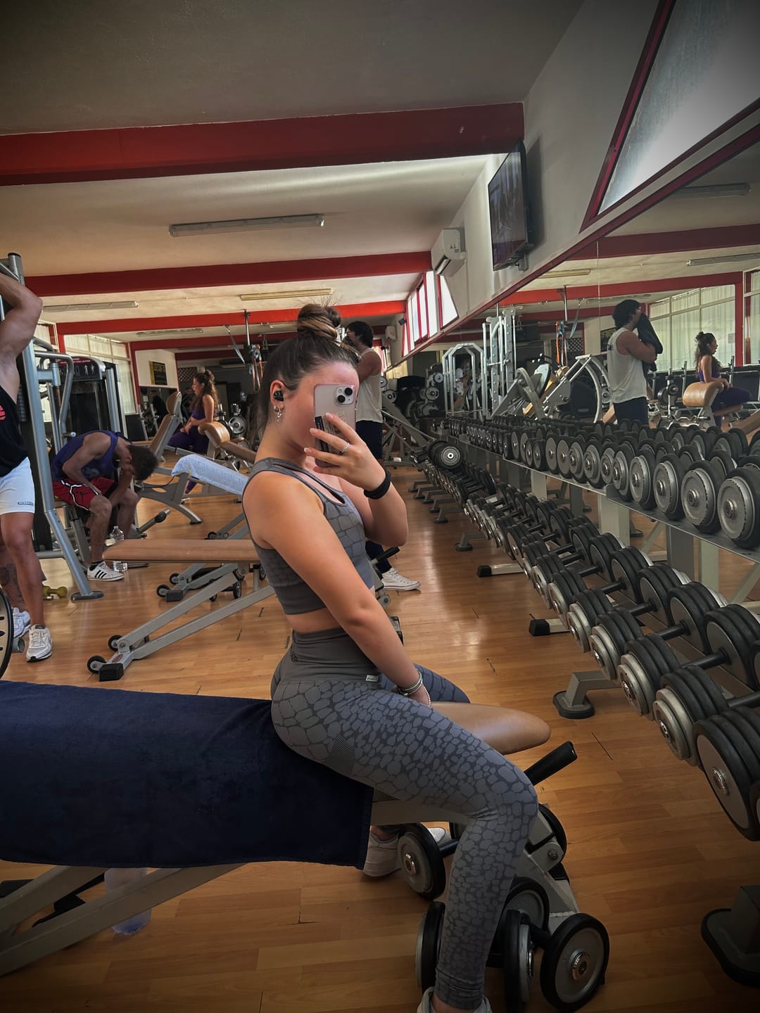 Customer photo review of Top Gym Fashion Violet