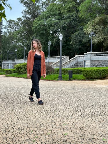 Bruna M. review of Calça Jeans Slouchy Cacau Preta image 1 out of 1