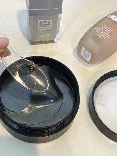 Customer photo review of Pyunkang Yul - Black Tea Time Reverse Eye Patch (60 patches)