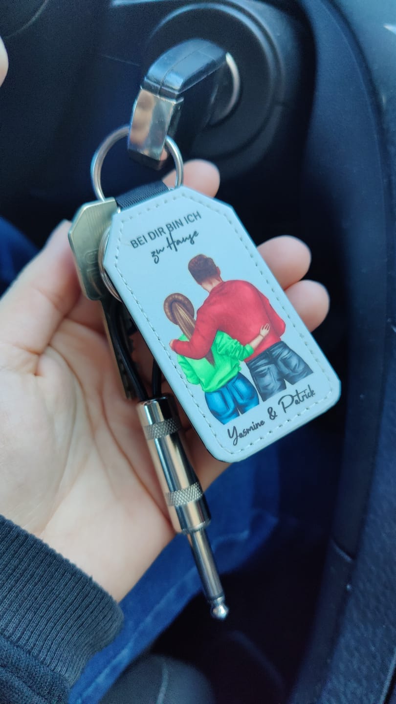 Customer photo review of Pärchen - Personalisierter Schlüsselanhänger aus Kunstleder