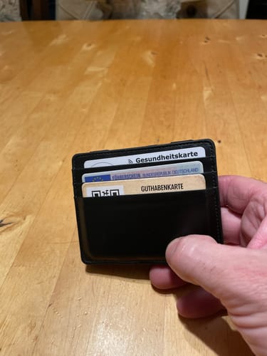 Customer photo review of Flap Boy - Magic Wallet with Coin Pocket