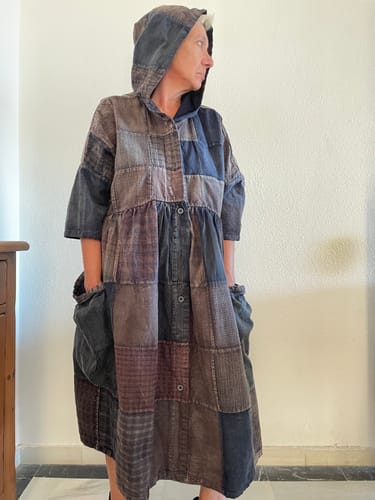 Customer photo review of Women Vintage Patch Spliced Pocket Hooded Shirt Dress