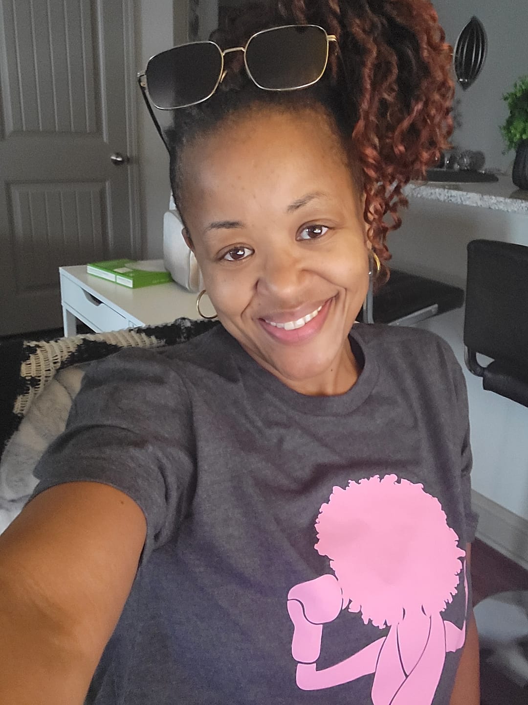 Customer photo review of Afro Pink Ribbon