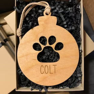Customer photo review of Personalized Wood and Leather Paw Print Ornament