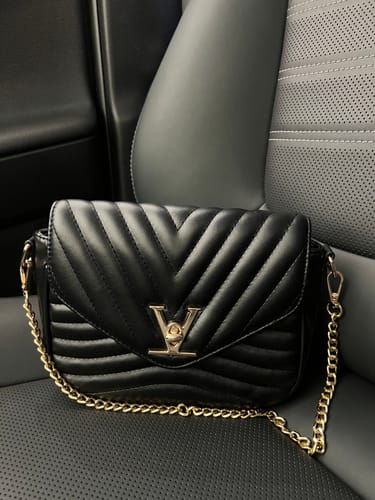 Customer photo review of V Handbag