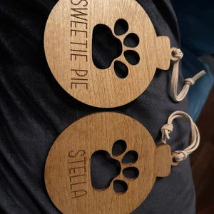Customer photo review of Personalized Wood and Leather Paw Print Ornament