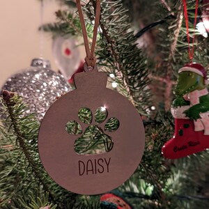 Customer photo review of Personalized Wood and Leather Paw Print Ornament
