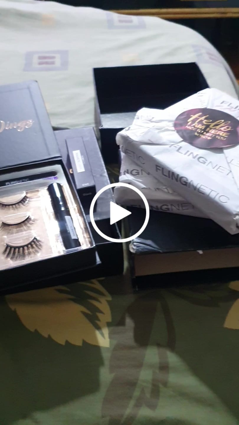Customer video review of FLINGNETIC MAGNETIC EYE LINER & LASHES KIT (12 Magnets - NEW EDITION)