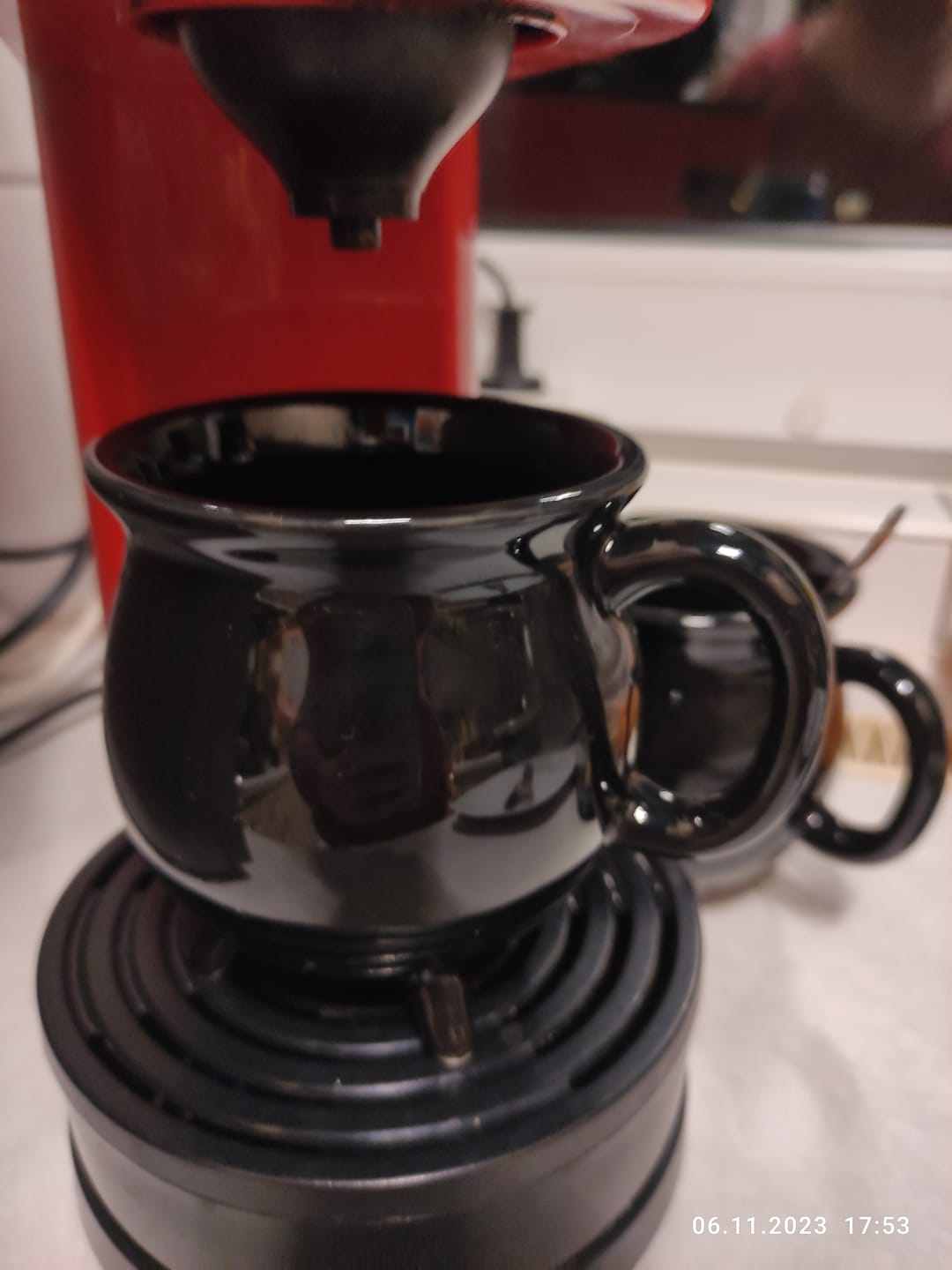 Customer photo review of Schwarze Kessel Tasse