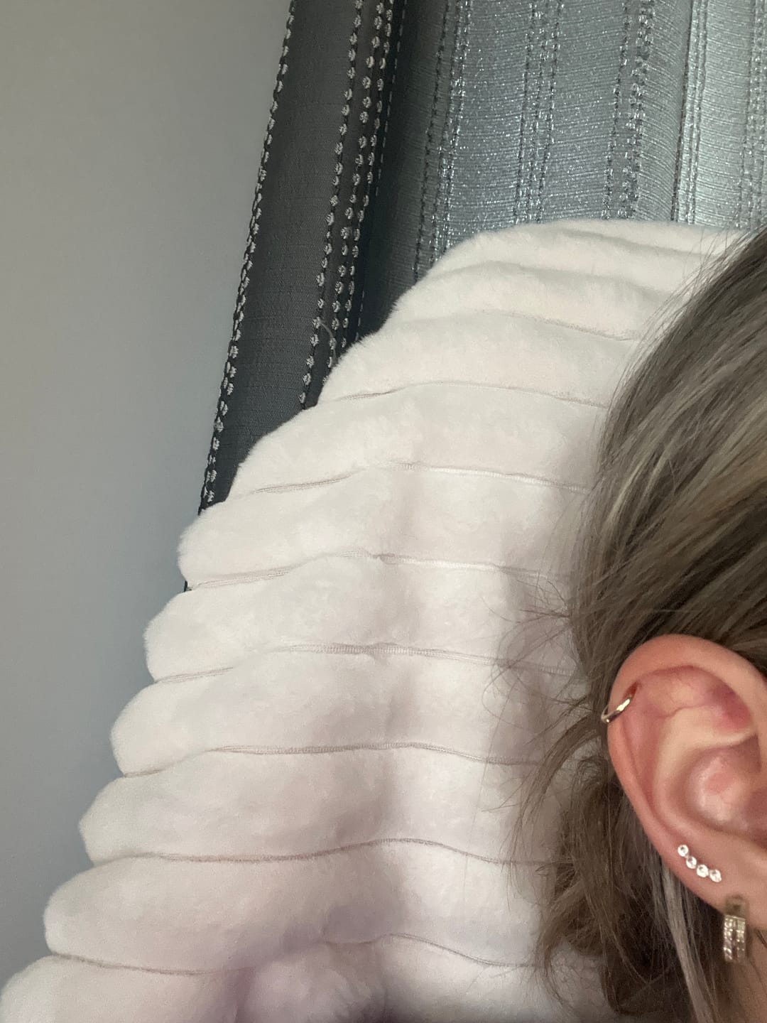 Customer photo review of Mini Everyday Hoops - 14 Karat Gold
