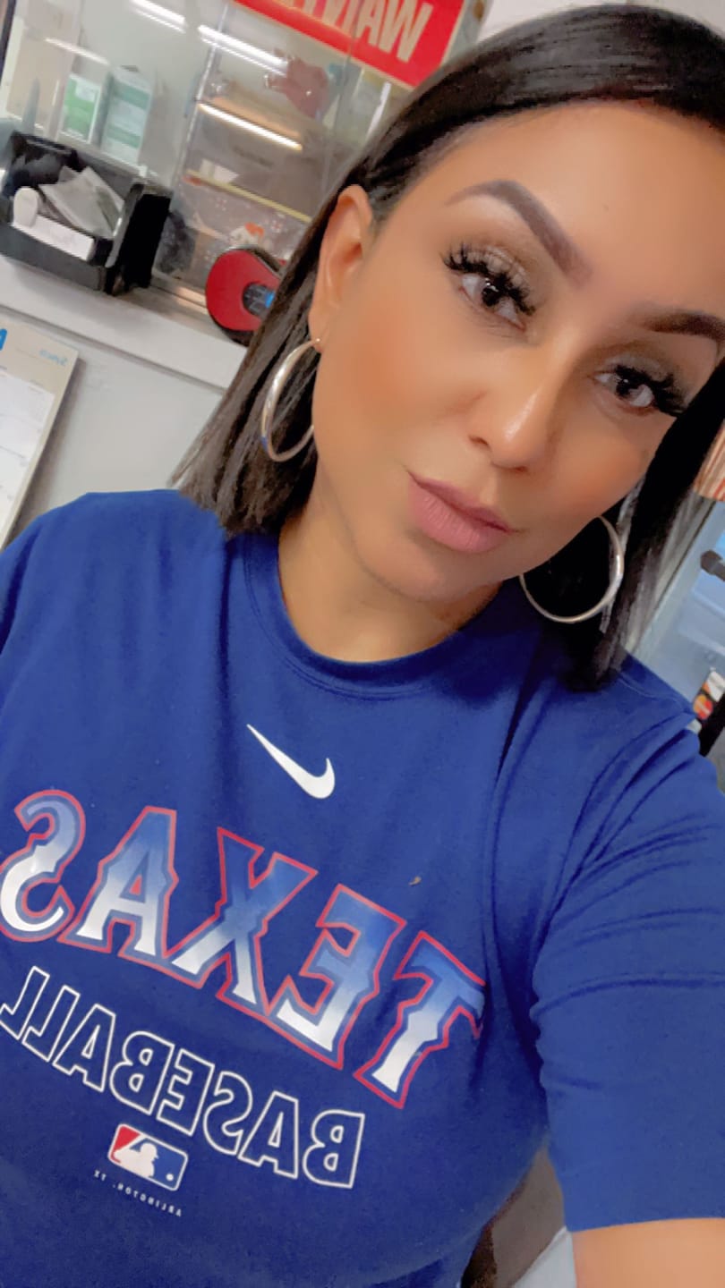 Customer photo review of Hidrocor Ocre Brown Prescription Colored Contact Lenses
