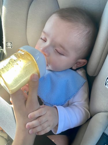 Customer photo review of Hegen Nipple Medium Flow, 2-Pack (3 to 6 months)