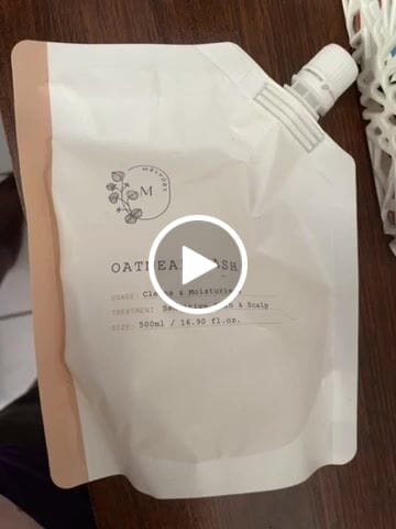 Customer video review of Oatmeal Moisturising Wash Refill