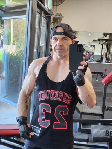 Customer photo review of Baller - Hybrid T-Back gym Singlet - Black/Red