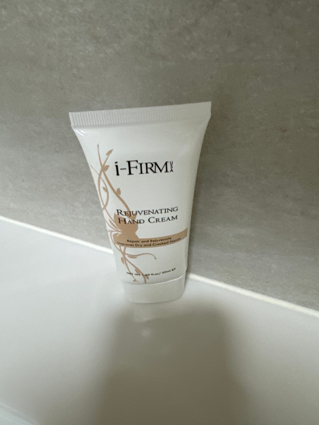 Customer photo review of i-FIRM Rejuvenating Hand Cream